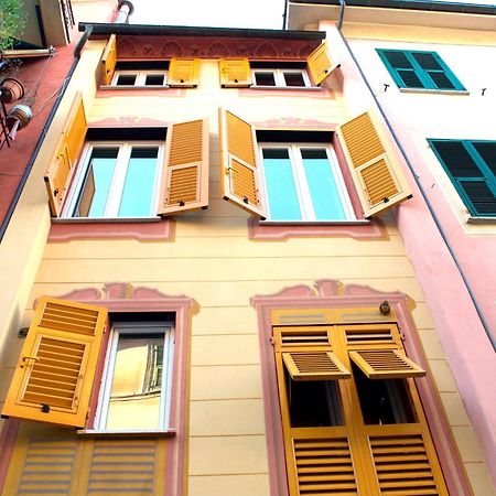 Giramondo Rapallo Buitenkant foto
